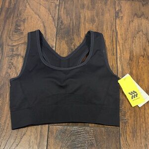 Seamless Black Sports Bra - Unbranded